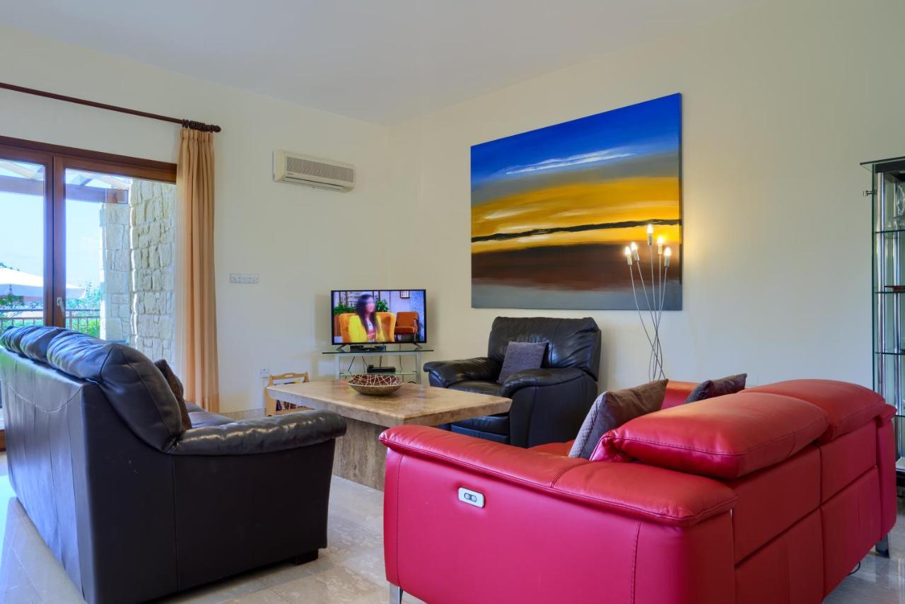 3 Bedroom Villa Madelini With Private Pool, Aphrodite Hills Resort Куклия Екстериор снимка