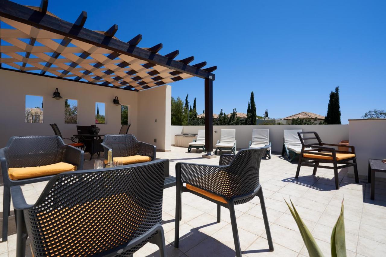 3 Bedroom Villa Madelini With Private Pool, Aphrodite Hills Resort Куклия Екстериор снимка