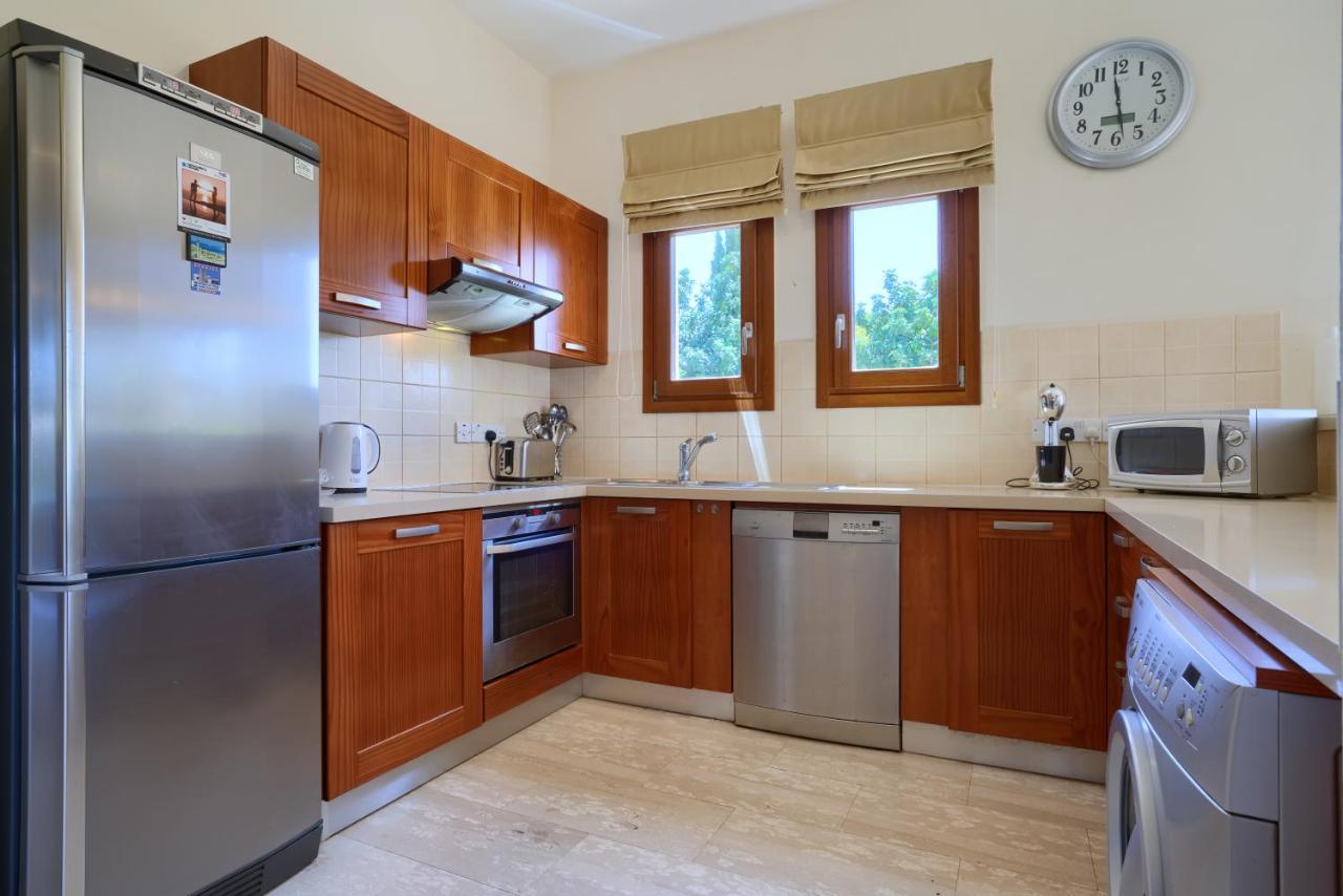 3 Bedroom Villa Madelini With Private Pool, Aphrodite Hills Resort Куклия Екстериор снимка