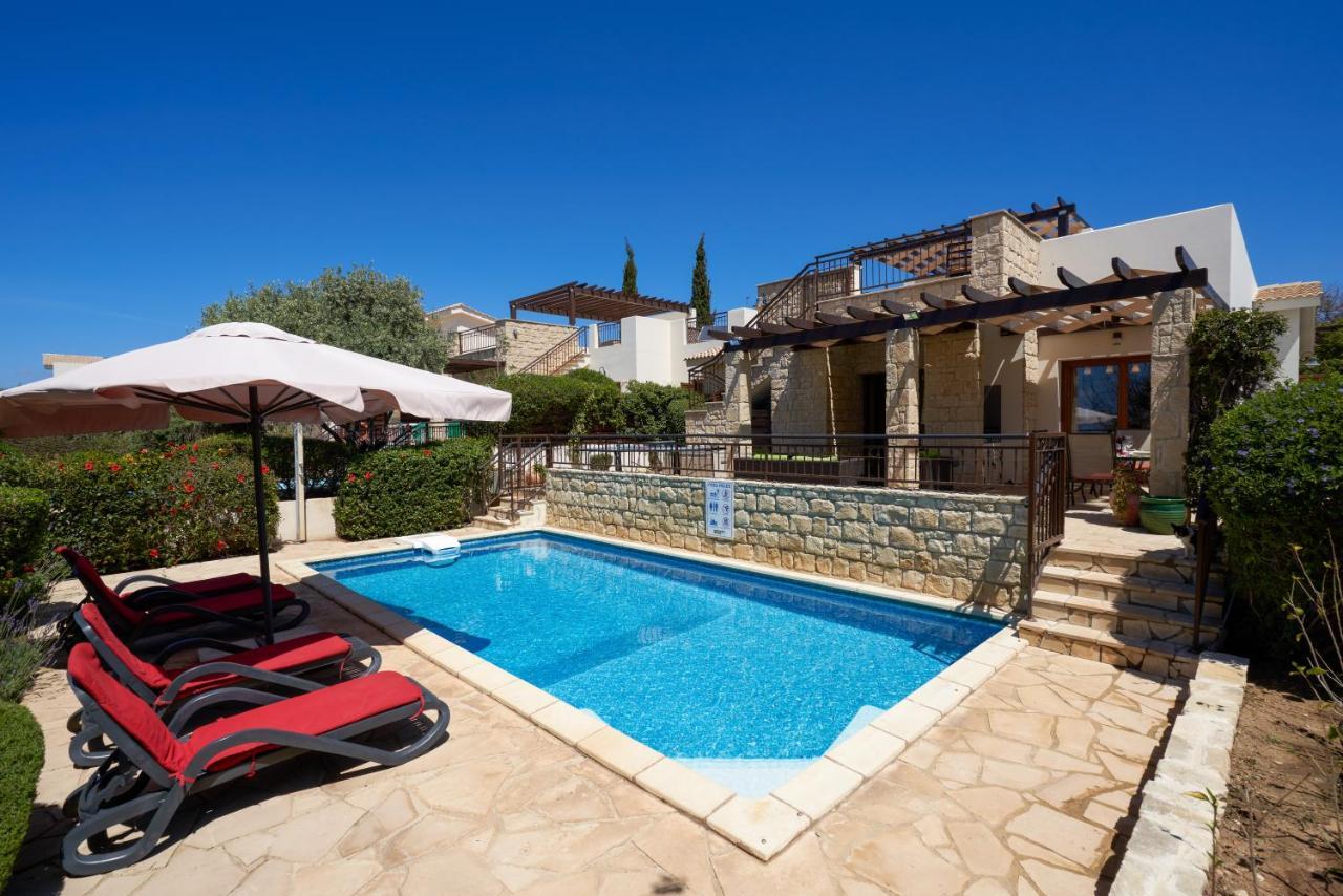 3 Bedroom Villa Madelini With Private Pool, Aphrodite Hills Resort Куклия Екстериор снимка