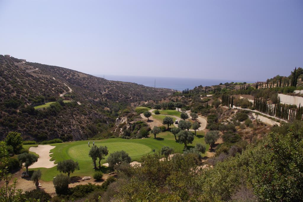 3 Bedroom Villa Madelini With Private Pool, Aphrodite Hills Resort Куклия Екстериор снимка